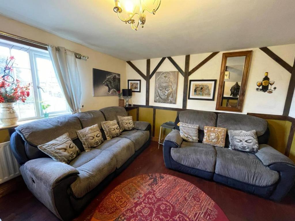 Oyo Yarm Cottages Kirklevington ภายนอก รูปภาพ